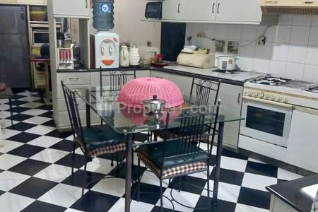 Dijual Rumah Besar Sayap Buahbatu Bandung