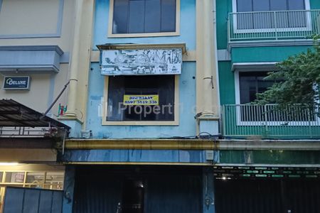 Disewakan Tanpa Perantara Ruko Gateway Blok E28, Gedangan, Sidoarjo