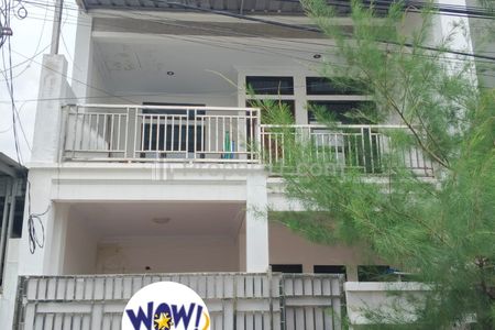 Dijual Rumah di Area Bebas Banjir Taman Harapan Baru Bekasi