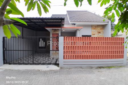 Jual Rumah Cantik Siap Huni Dekat Stadion Maguwoharjo Sleman