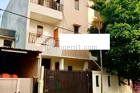 Sewa Gudang Murah di Tangerang, Larangan, Cipadu Jaya - Taman Asri - LT 160 m2, LB 400 m2, 3 Lantai (nia)