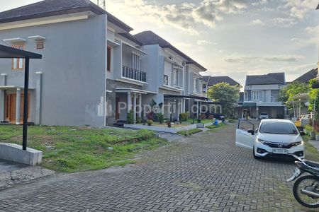 Jual Tanah Strategis Dalam Perumahan Elite Paradise Jl. Palagan Km 7 Yogyakarta dekat HYATT, YIS, UGM