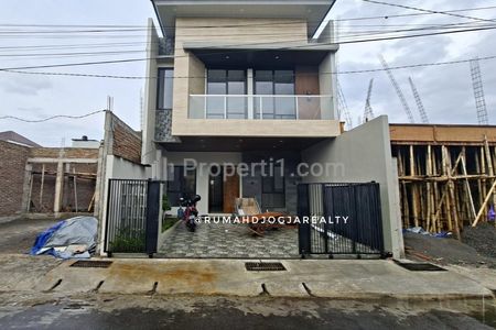 Jual Rumah Baru Modern Minimalis Seputar Jl. Palagan Km 7 Yogyakarta Dekat Hyatt, YIS, JCM, UGM, AMP YKPN