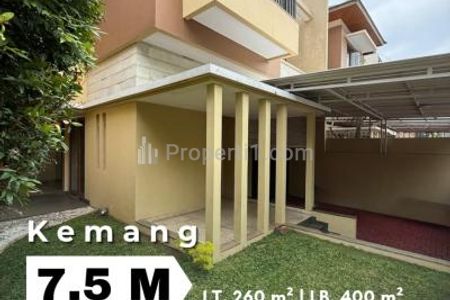 Jual Rumah di Kemang Jakarta Selatan - 4+1 Kamar Tidur Unfurnish 2 Lantai
