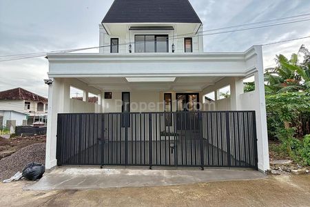 Jual Rumah Baru Mewah American Classic Full Furnish Seputar Nayan Maguwoharjo Yogyakarta