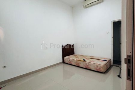 Disewakan Rumah 2 Lantai di Melati Mas Serpong Tangerang Selatan - Dekat Akses Tol, Sekolahan