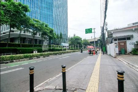 Dijual Gedung Kantor LT 1054 m2 di Kebon Sirih, Menteng, Jakarta Pusat