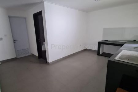 Dijual Rumah Golf Island 3 Lantai Ukuran 12x20 m di PIK, Jakarta Utara