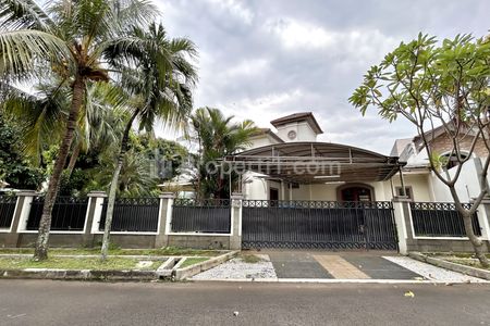 For Rent – Tropical Modern House in Garuda Mas, Jagakarsa, South Jakarta