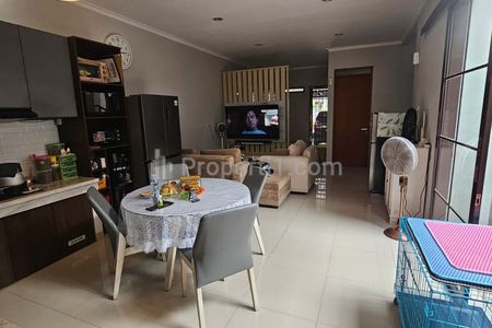 Jual Rumah Terawat Semi Furnish di Komplek Matahari Margawangi Kota Bandung