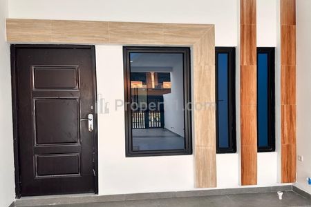 Jual Rumah di Tanjung Duren Jakarta Barat - Lokasi Strategis 5 BR & 4 BT