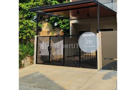 Dijual Rumah Baru di Kav. DKI Meruya Utara, Jakarta Barat - Bonus Canopy