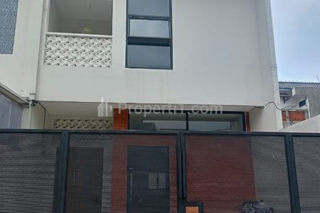Jual Rumah Baru Posisi Depan Dekat Metro Indah Mall MIM Margahayu Raya Al Islam Bandung - Jalan Lebar