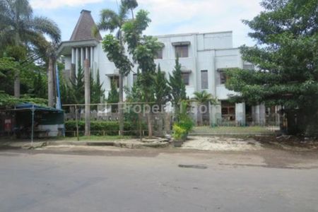 Dijual Hotel Bintang 3 di Jalan Sukajadi, Kota Bandung