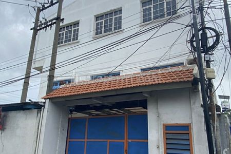 Jual Gedung Ex Kantor di Jalan Simokalangan Kota Surabaya Strategis