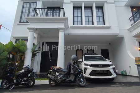 Dijual Rumah Dalam Townhouse Siap Huni di Cipayung Jakarta Timur