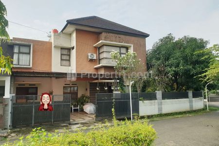 Jual Rumah Cantik Posisi Hook Halaman Luas di Arcamanik Kota Bandung