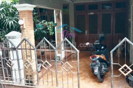 Dijual Rumah di Galaxy Bekasi Selatan