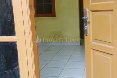 Jual Rumah Ex Konveksi Strategis di Kebayoran Lama, Jaksel