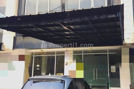 Dijual Ruko 2 Lantai Ada Kanopi di Perumahan Kota Wisata Cibubur