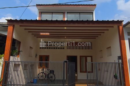 Dijual Rumah 2 Lantai Siap Huni di Perumnas Beji Depok
