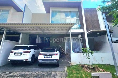 Jual Rumah Minimalis Modern 2 Lantai, Terawat, Bagus Blok C di Dian Istana, Surabaya -  LT 12x22,5 = 270m², LB 305 m², 3+1 KT, 3+1 KM