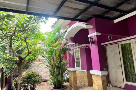 Disewakan Rumah Semi Furnish Siap Huni Lingkungan Nyaman dan Asri di Harapan Indah 1 Bekasi