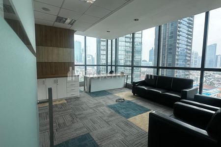 Disewakan Office di Lippo Kuningan Area Karet Kuningan Jakarta Selatan Kondisi Furnished