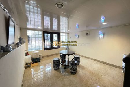 Dijual Rumah & Ruko 3,5 Tingkat Siap Huni di Jalan Gatot Subroto / Kampung Lalang - Medan