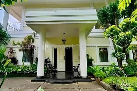 Dijual Rumah Mewah Besar Lokasi Bagus di Jalan Wijaya Jakarta Selatan