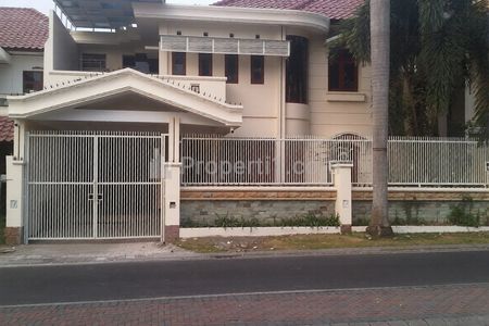 Sewa Rumah Raya Balerina Road Citraland Surabaya
