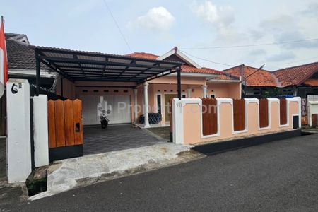 Sewa Rumah Tinggal/Kantor, Bonus 3 AC, Area Gandaria, 150 Meter ke Jalan Fatmawati Raya, Jakarta Selatan