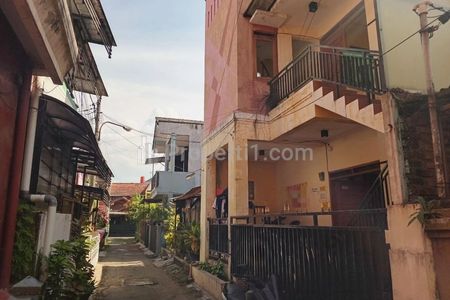 Jual Rumah Kost Aktif Antapani, Akses 1 Mobil Dekat Arcamanik Bandung