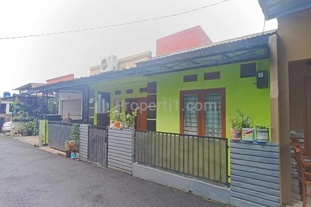 Dijual Rumah Second Strategis di Kalilicin Pancoran Mas Depok
