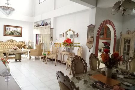 Jual Rumah di Jalan Sei Batang Serangan - Medan Kondisi Siap Huni