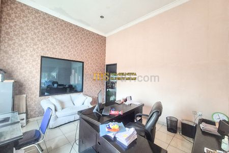 Dijual/Disewakan Gudang KIM 3 Jalan Pulau Saparua II - Medan