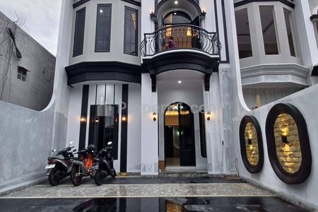 Dijual Rumah Mewah di Jagakarsa Jakarta Selatan Dekat M. Kahfi 1, Cilandak, Jalan Margasatwa, TB Simatupang, Andara