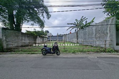 Jual Tanah Strategis Lingkungan Exclusive Jl. Padma Palagan Km 3 Sleman Yogyakarta Dekat HYATT, UGM