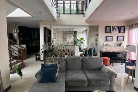 Jual Rumah Besar Dekat Pacuan Kuda Arcamanik Sukamiskin Bandung - Harga Bersahabat