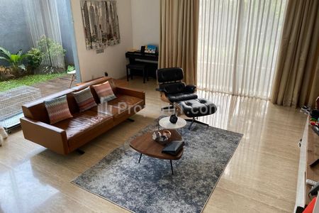 Jual Rumah di Villa Pondok Indah, Kebayoran Lama, Jakarta Selatan - 4 Lantai, Keamanan 24 Jam, One Gate System