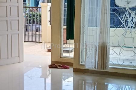 Disewakan Rumah Murah 1,5 Lantai di Taman Modern Cakung Jakarta Timur Siap Huni Minimalis Modern