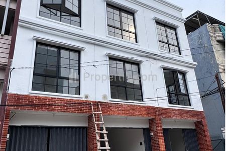 Disewakan Ruko 4 Lantai di Kemayoran, Jakarta Pusat - Luas Tanah 46m2