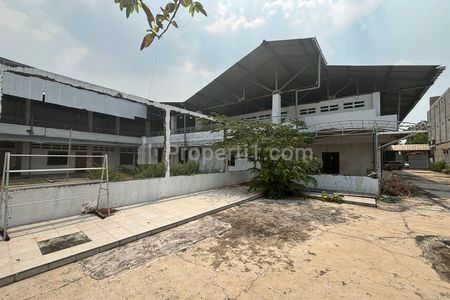 Dijual Ex-gudang di 0 Jalan Raya Usman Sadar Gresik