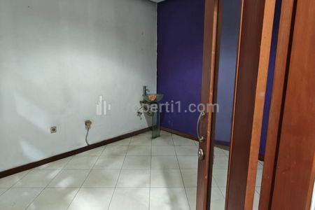 Disewakan Rumah Strategis Sayap Cipaganti Bandung
