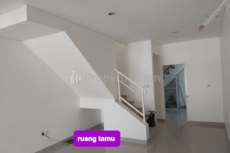 Jual Rumah Palm Blossom, Taman Surya Ukuran 4x17 m di Jakarta Barat