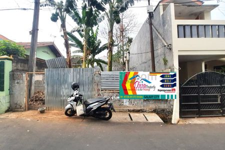 Dijual Tanah Kebun / Bekas Kantor Marketing di Depan Pasar Jati Asih Bekasi