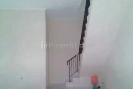 Sewa Ruko Murah di Bogor, Gunung Putri, Cikeas Udik, Cibubur Country - RUKAN FOOD PLAZA - 2 lantai, Unfurnish (MAM)