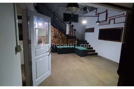 Jual Gedung 3 Lantai di Bandung Kota, Cocok untuk Tempat Usaha Cafe Gym Bank Kantor Salon Skincare dll