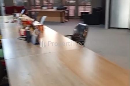 Sewa Office Space Gedung Luas dengan Private Lift di TB Simatupang, Cilandak Barat, Jakarta Selatan