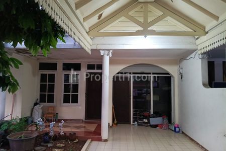 Disewakan Rumah Standard Rapih Siap Huni di Cengkir Barat, Kelapa Gading, Jakarta Utara